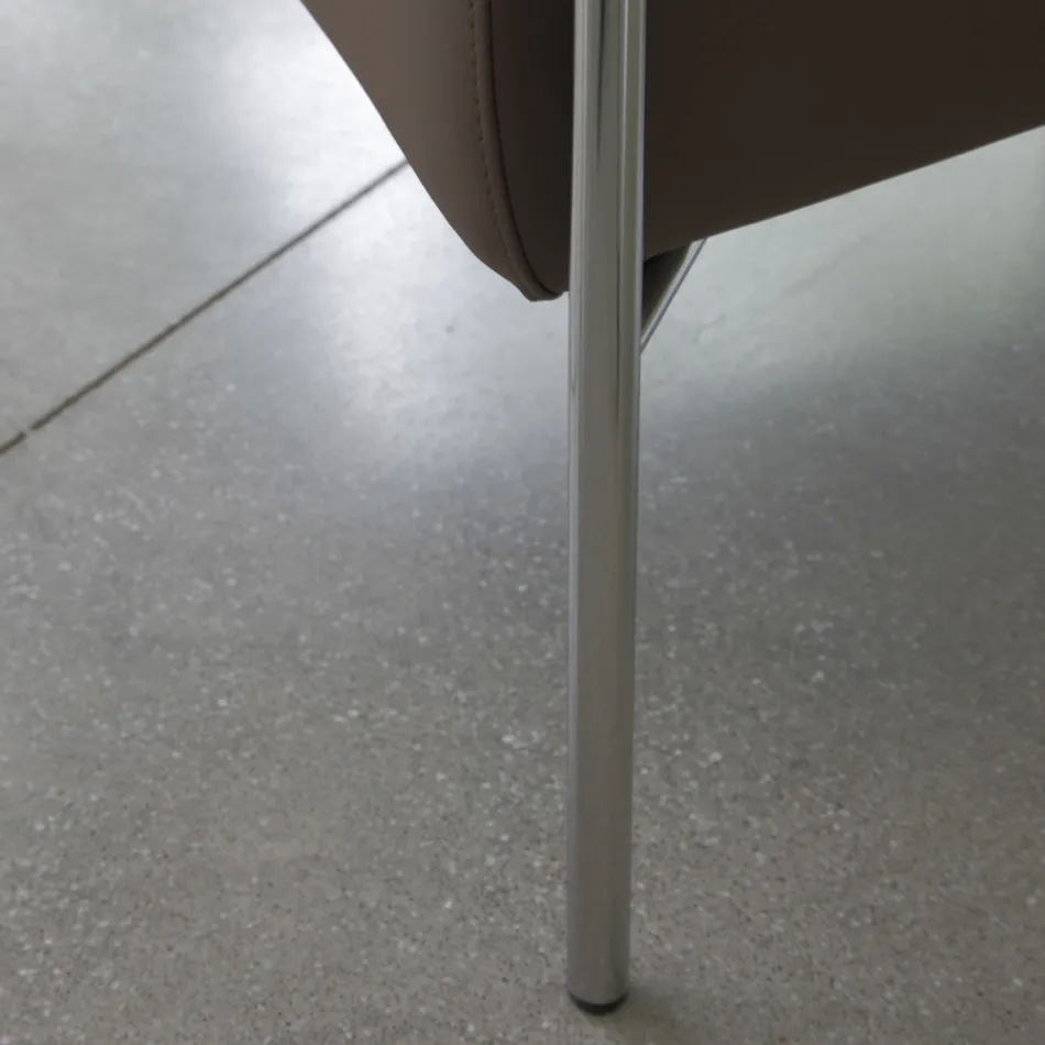 Metallfåtölj och ekologisk lädersits Tillverkad i Italien - Mint Viadurini