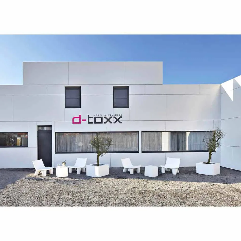 Glidande designstol Låg Litafärgad i Italien Viadurini