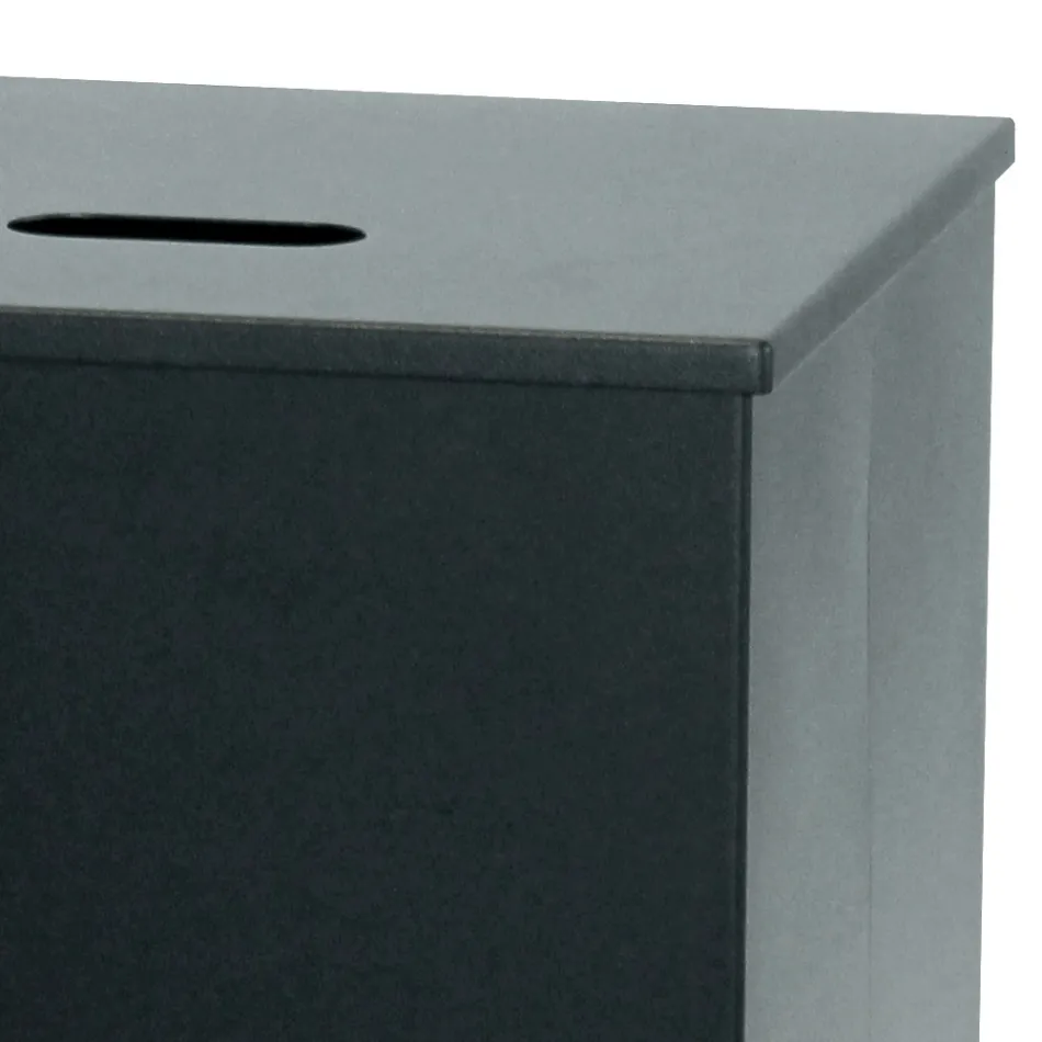 Fyrkantig pelletshållare i svartmålat stål och hjul tillverkad i Italien - papegoja Viadurini