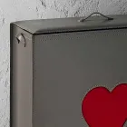 Samtida läder tvättkorg tillverkad i Italien Adele, hjärtinsats Viadurini