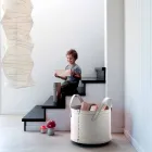 Cylindrisk timmerhållare i regenererat läder med Tonda Firestyle hjul Viadurini