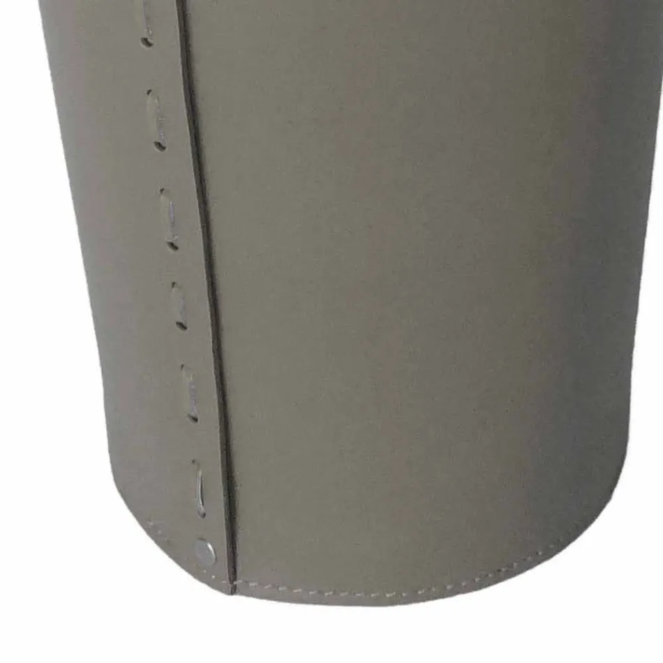 Vedhållare, järnhållare och strykjärn för Nicad läder, tillverkad i Italien Viadurini