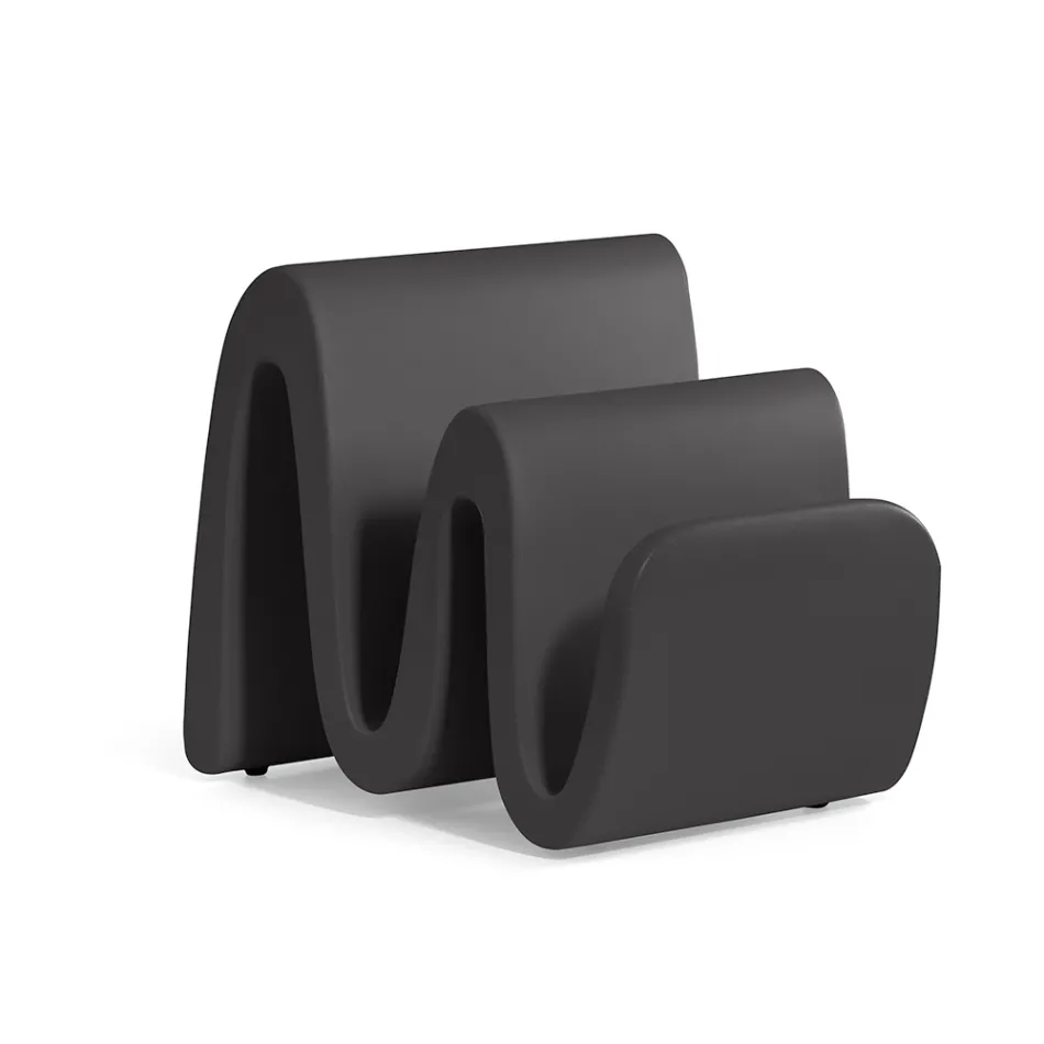 Tidningsställ i modern färgad polyeten tillverkad i Italien - Munoz Viadurini