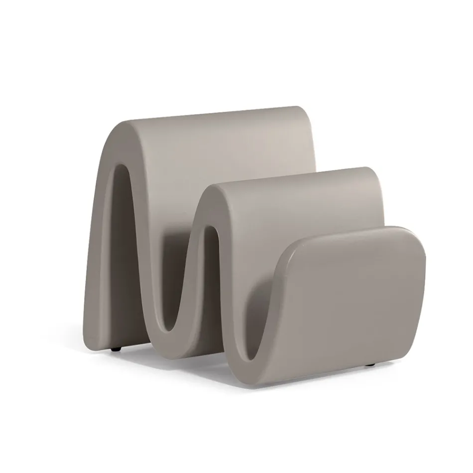 Tidningsställ i modern färgad polyeten tillverkad i Italien - Munoz Viadurini