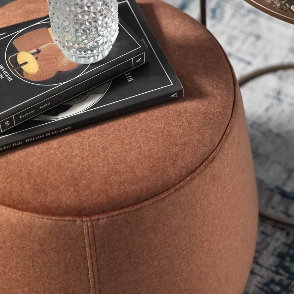 Mjuk rund vardagsrumspuff i färgad sammet 3 storlekar - Evelyne Viadurini