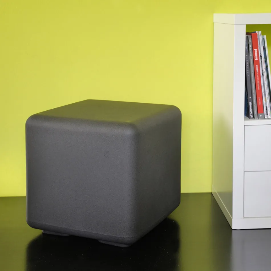 Puff Trädgårdssoffbord i färgad polyeten Made in Italy - Colores Viadurini