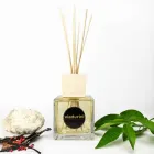Amber Fragrance Home Air Freshener 500 ml med pinnar - Sassidimatera Viadurini