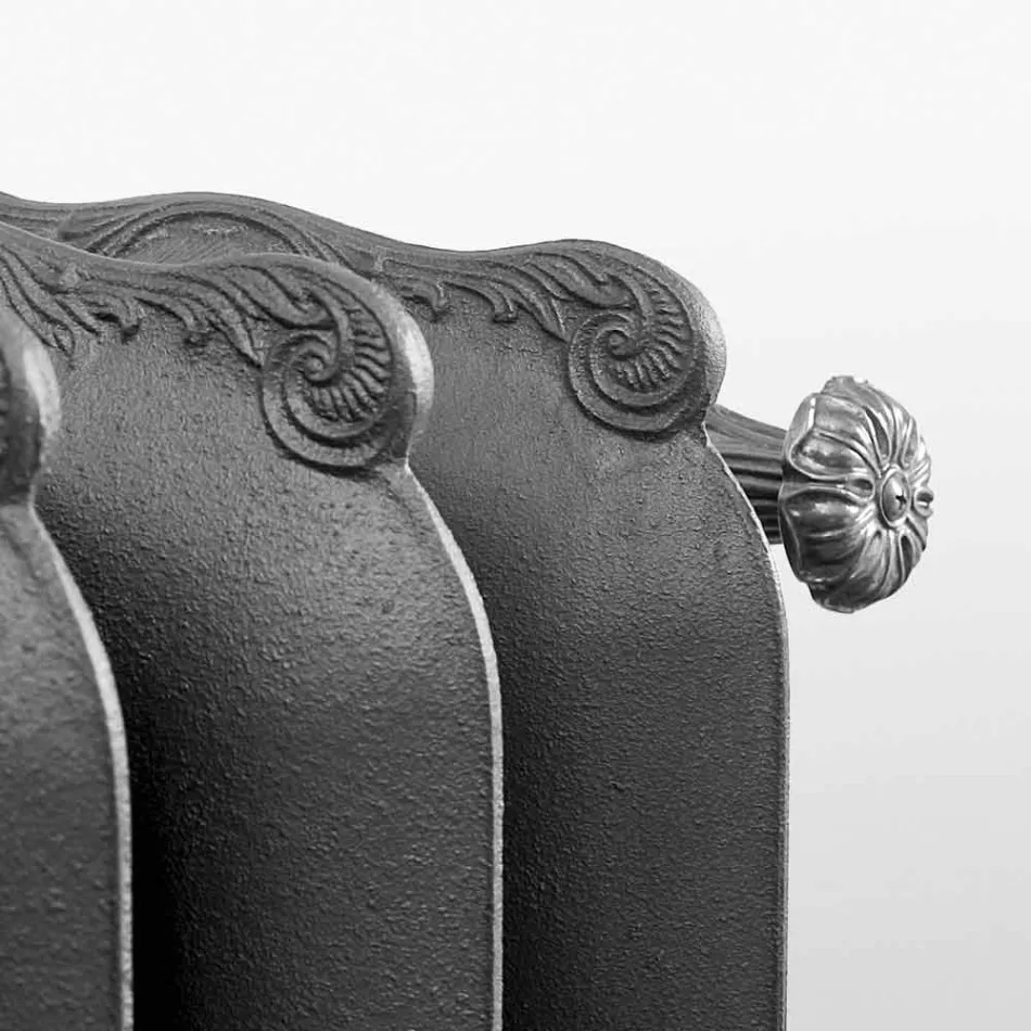 retro hydraulisk radiator gjutjärn i 3 kolumner av Tiffany Scirocco H Viadurini