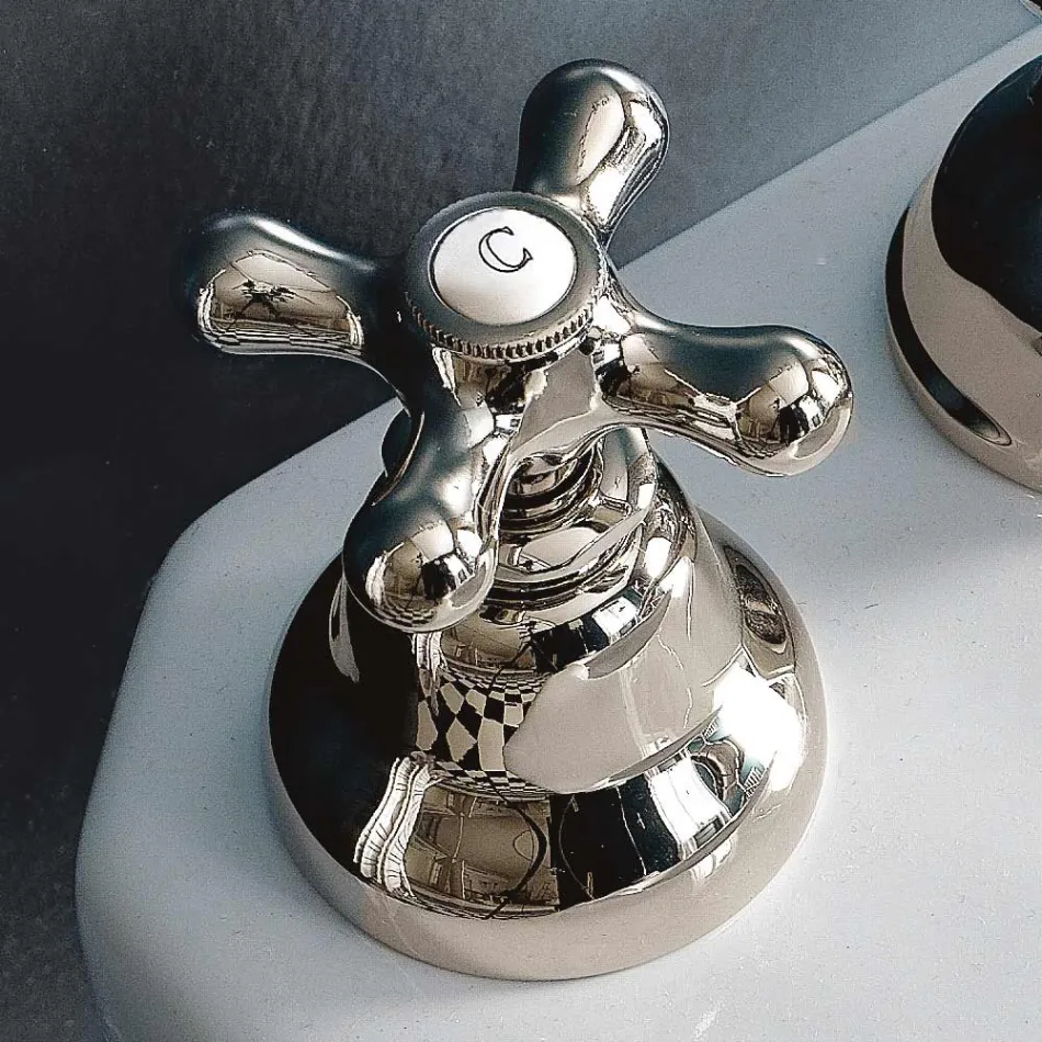 Klassisk 3-håls bidékran med mässingsavfall tillverkad i Italien - Ercolina Viadurini