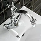 Klassisk bidétapp med ett hål och handgjorda mässingshandtag - Noriana Viadurini