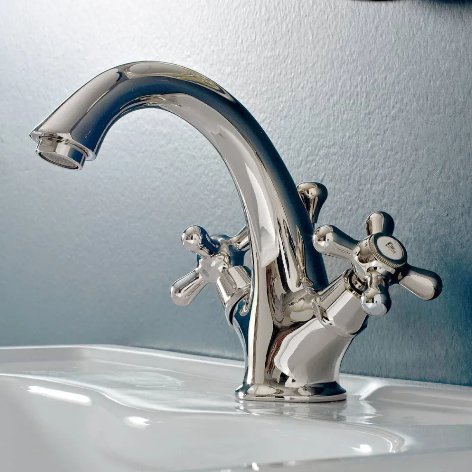 Handfatskran för badrum med ett hål i mässing med avlopp i klassisk stil - Ercolina Viadurini