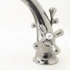 Handfatskran för badrum med ett hål i mässing med avlopp i klassisk stil - Ercolina Viadurini