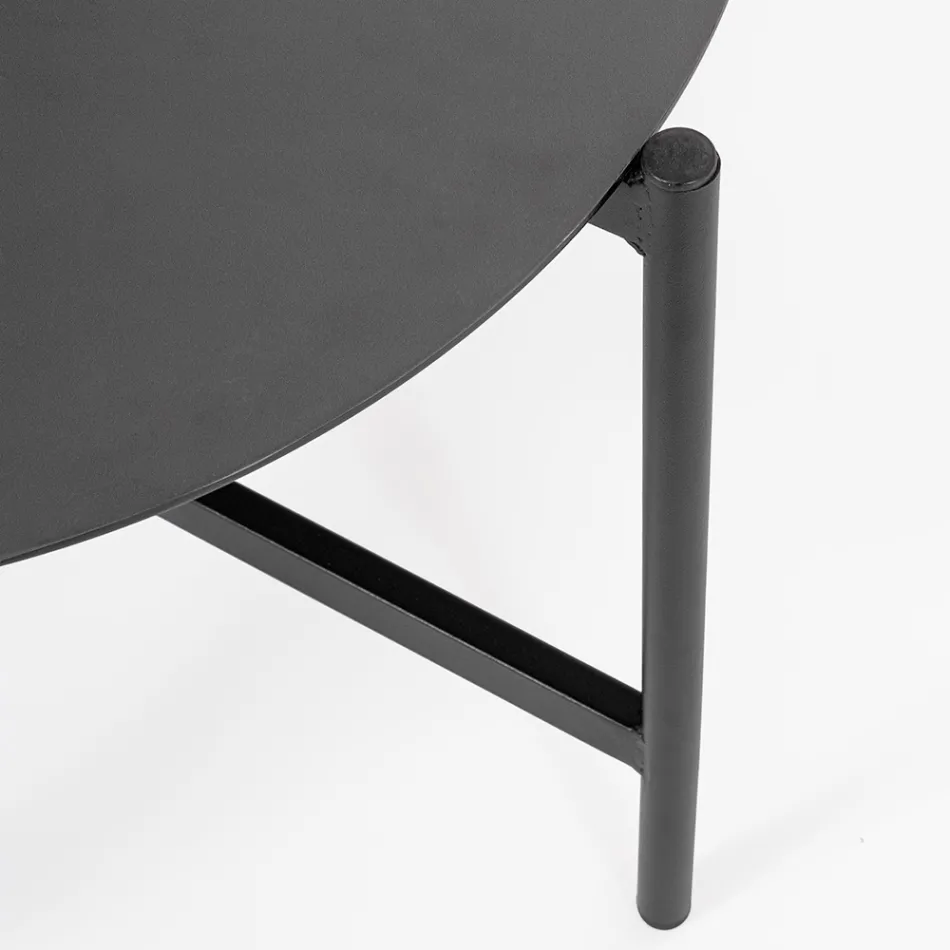 Utomhusvardagsrum med 1 soffa, 2 fåtöljer och 2 stålbord - Föredrar Viadurini