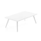 Vardagsrum inomhus och utomhus med 2 fåtöljer, 1 soffa och 1 soffbord - Sortir Viadurini