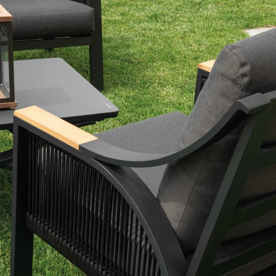 Vardagsrum i aluminium med armstöd i brasiliansk teak - Dagbok Viadurini