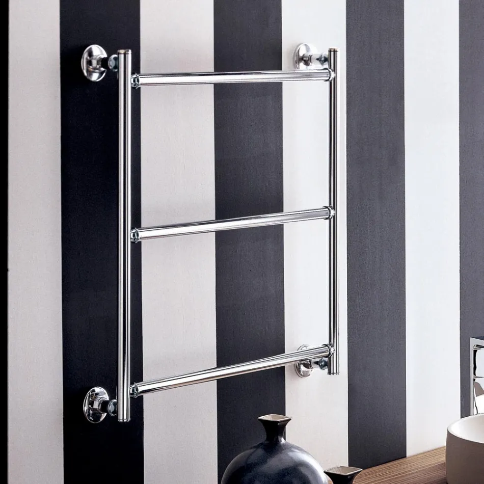 Eluppvärmd krom modern design av Gaia Scirocco H Viadurini