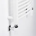 Hydraulisk handdukstork i stål i olika färger Tillverkad i Italien - Ibis Viadurini