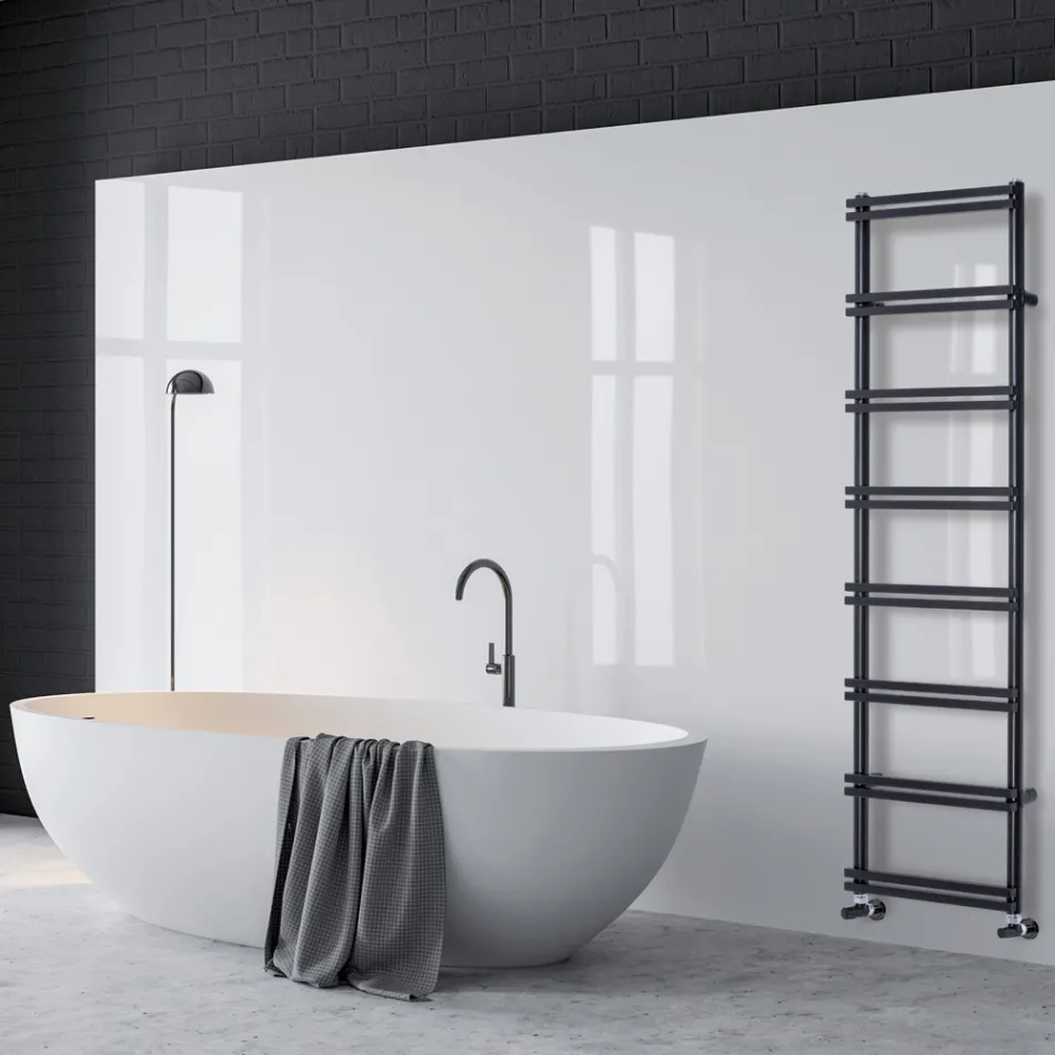 Blandad handdukstork med vertikala grenrör Made in Italy - Ginger Viadurini