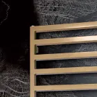 Blandad handdukstork med enkla linjer i stål Tillverkad i Italien - Pistasch Viadurini