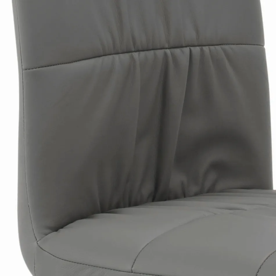 Stol med lackerade stålben och stoppad sits Tillverkad i Italien - Brescia Viadurini