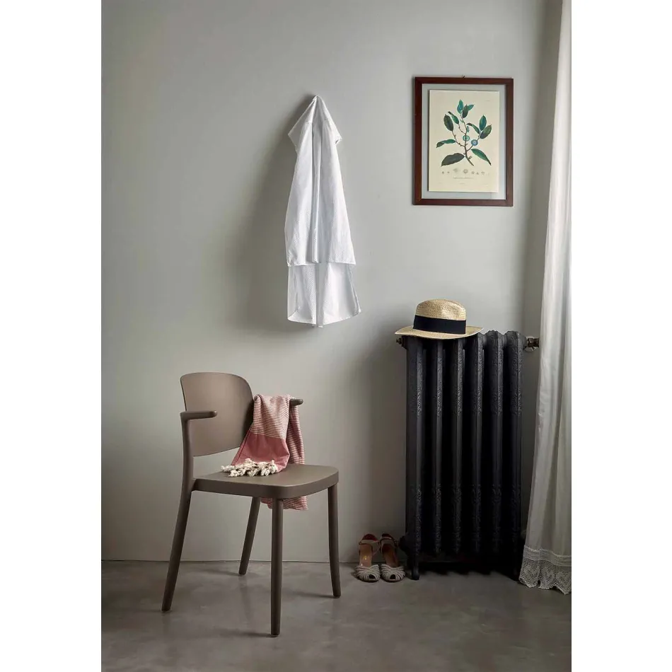 Stapelbar utomhusstol i polypropylen Tillverkad i Italien, 4 delar - Bertina Viadurini