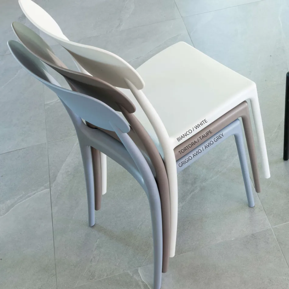 Stapelbar stol inomhus och utomhus i polypropen i olika färger - Garima Viadurini