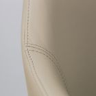 Matstol med armstöd i isfärgat läder Tillverkad i Italien - Lyanne Viadurini