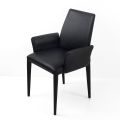 Matstol med armstöd klädda i svart läder Tillverkad i Italien - Meyer
