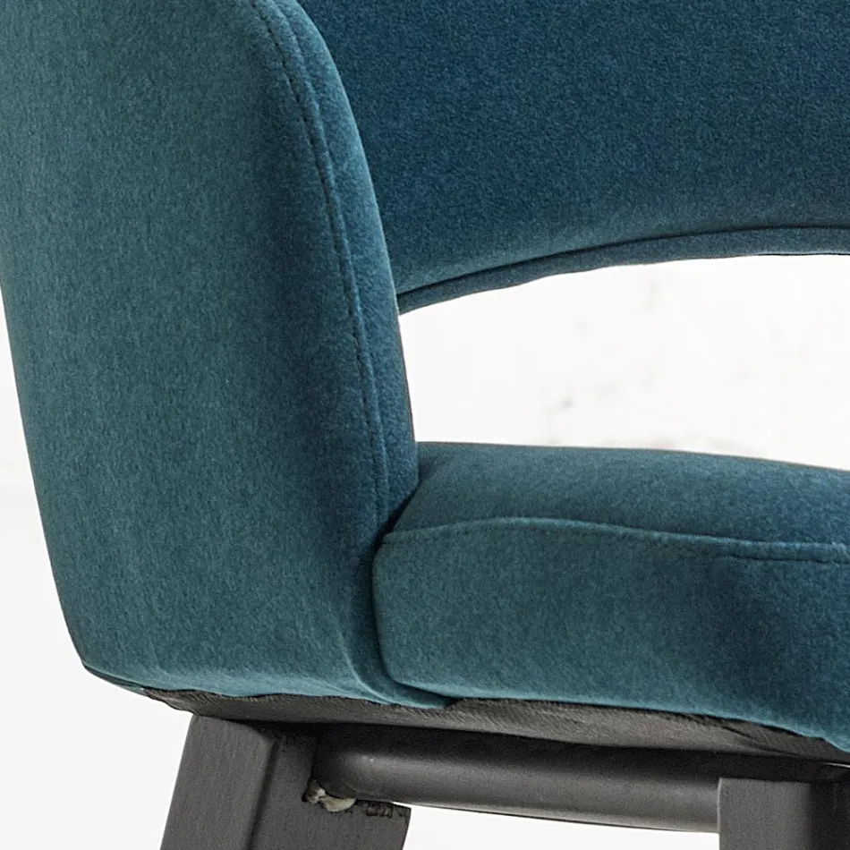 Matstol i trä med flaskgrön sammetssits Tillverkad i Italien - Eddard Viadurini