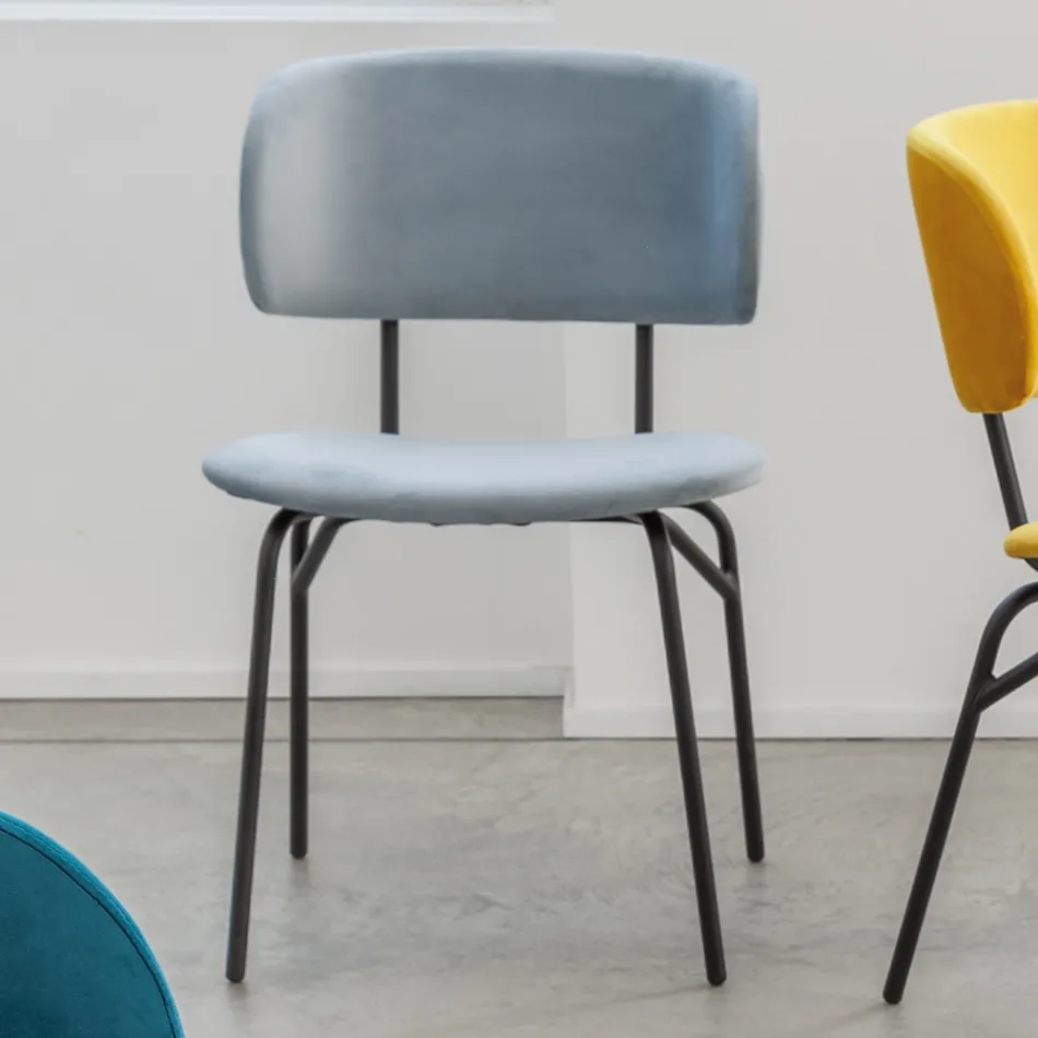 Matstol i metall och fläckbeständig sammet, 2 delar - Valnerina Viadurini