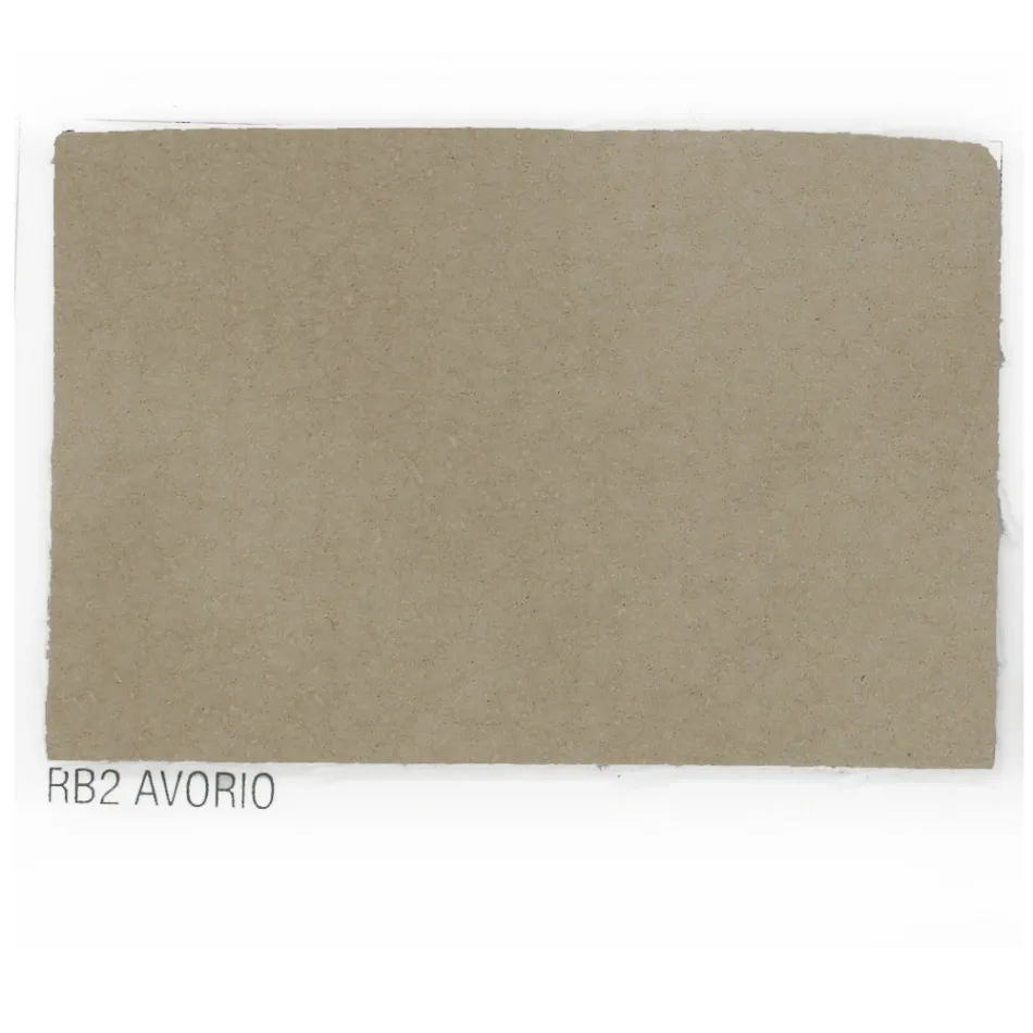 Vardagsrumsstol i konstläder med lackade ben Tillverkad i Italien - Roslin Viadurini