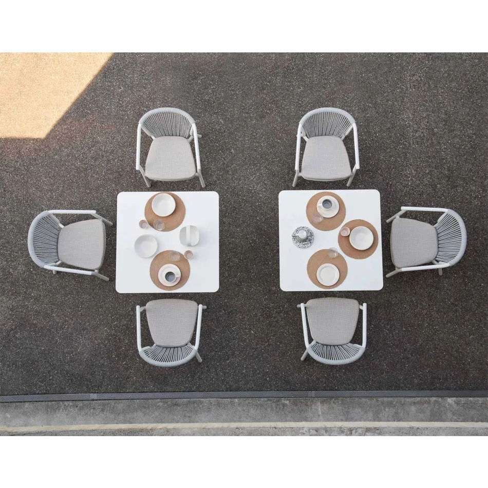 Stapelbar utomhusstol med vadderade armstöd H 73cm - Smart av Varaschin Viadurini