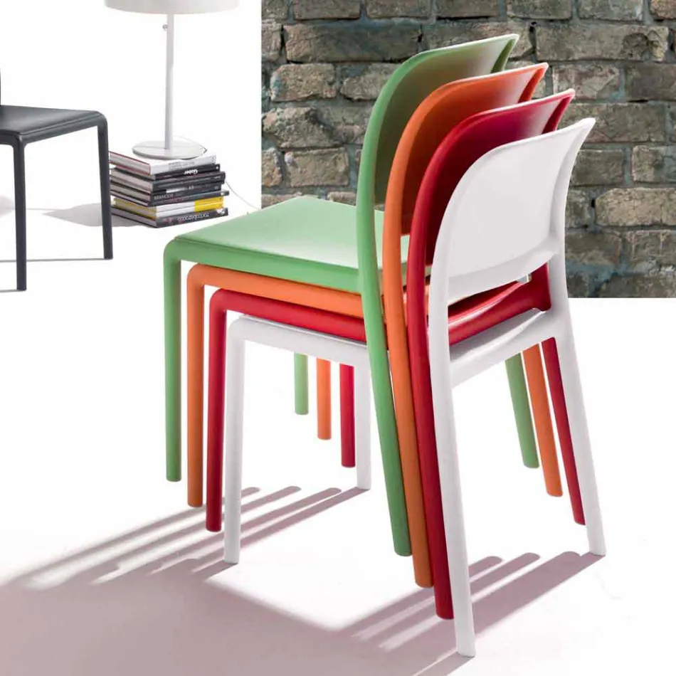 Modern design i harts och glasfiberstol tillverkad i Italien Ravenna Viadurini