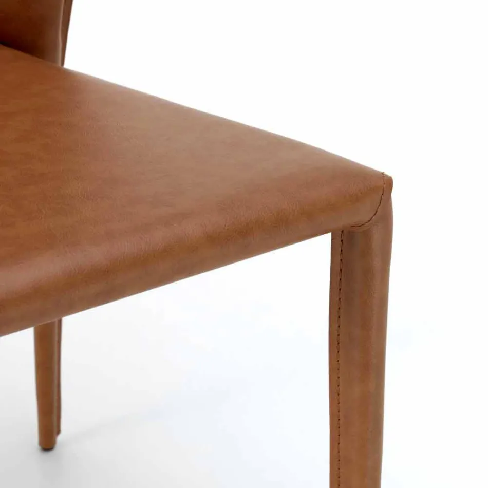 Moderna vardagsrum helt täckt av imiterat läder, Accadia, 4 stycken Viadurini