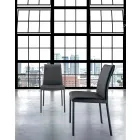 Modern vadderad och stoppad vardagsrumsstol tillverkad i Italien – Monnalisa Viadurini