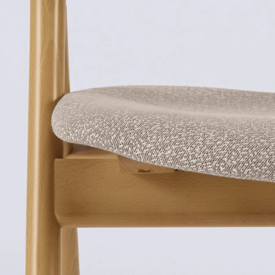 Modern vardagsrumsstol i olika tyger med träskal - Wolter Viadurini