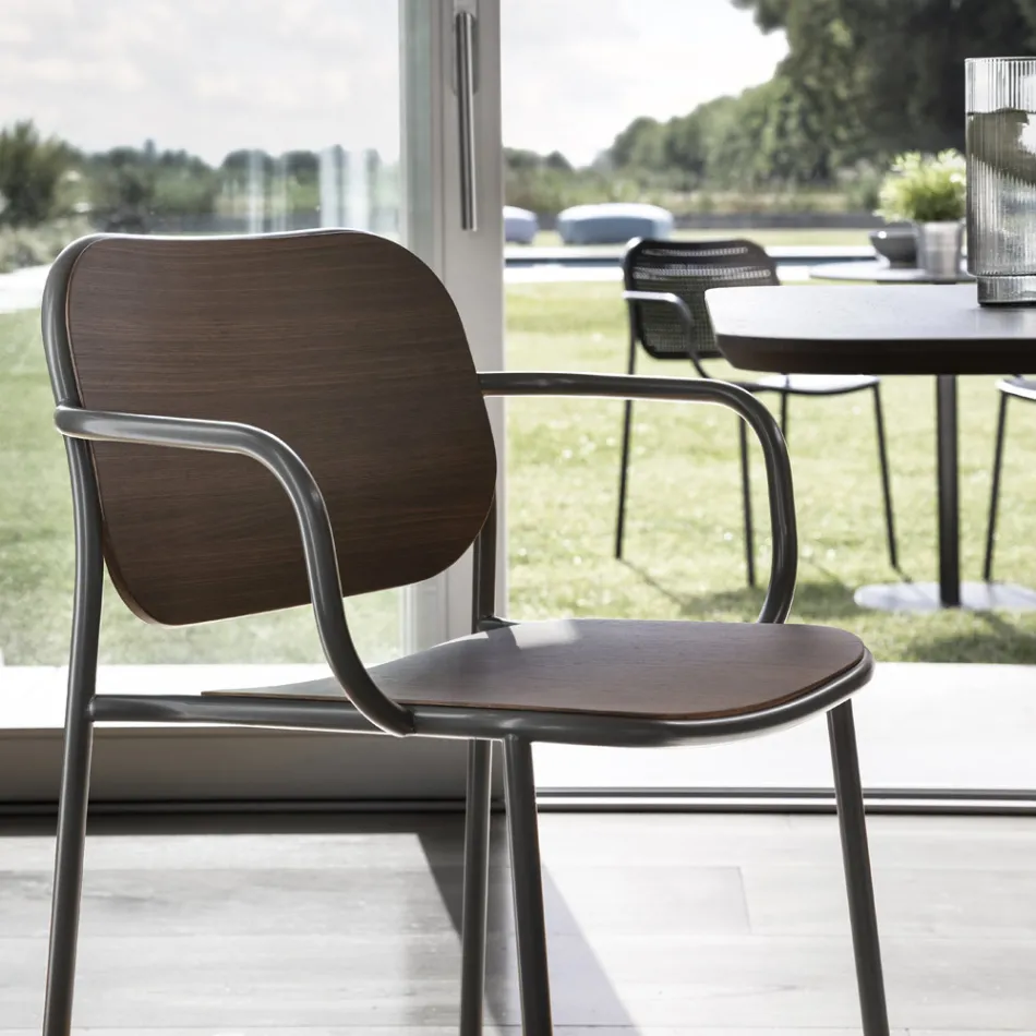 Matsalsstol i trä och metall Tillverkad i Italien 2 delar - Saffia Viadurini