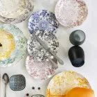 Rött eller vitt vinbägarset i färgat glas, 12 stycken - kant Viadurini