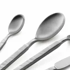 Komplett bestickset i stål 24 stycken design tillverkat i Italien - knepigt Viadurini