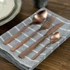 Komplett bestickset i svart stål eller koppar i 24 delar - Fayette Viadurini