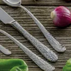 Set med 24 bestick i polerat stål med gravyr Made in Italy - Nara Viadurini