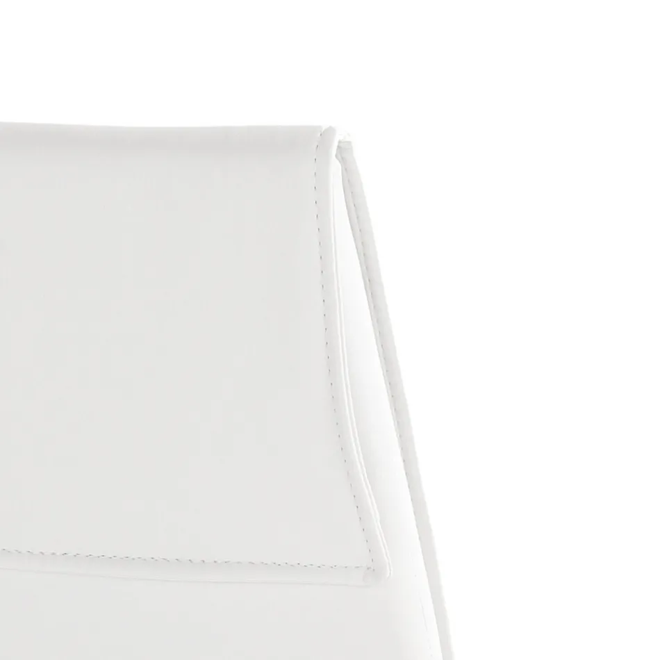 Set med 4 stolar klädda i syntetiskt läder Olika ytbehandlingar - uran Viadurini