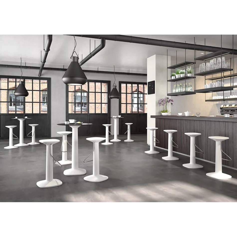 Högdesignad pall i polyeten och rostfritt stål Tillverkad i Italien - Pito Viadurini