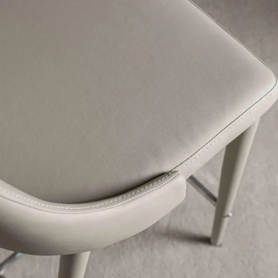 Pall med ryggstöd, designmetallbas - Berenice Viadurini