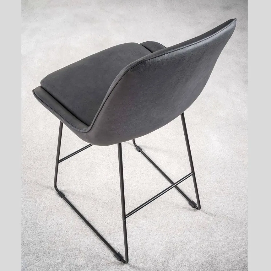 Vardagsrumspall med olika strukturer och ytbehandlingar - Denis Viadurini