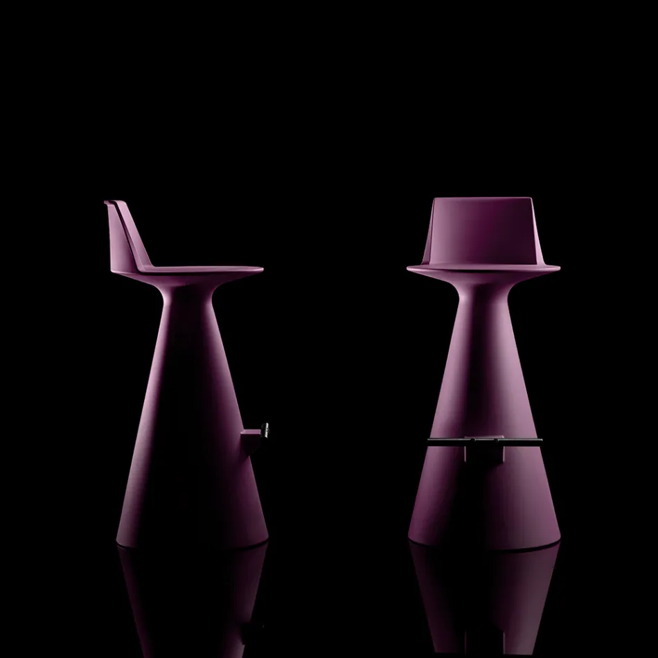 Vardagsrumspall Tillverkad av polyeten med fotstöd - Ellips Viadurini