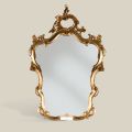 Klassisk formad spegel med bladguldsram Tillverkad i Italien - dyrbar