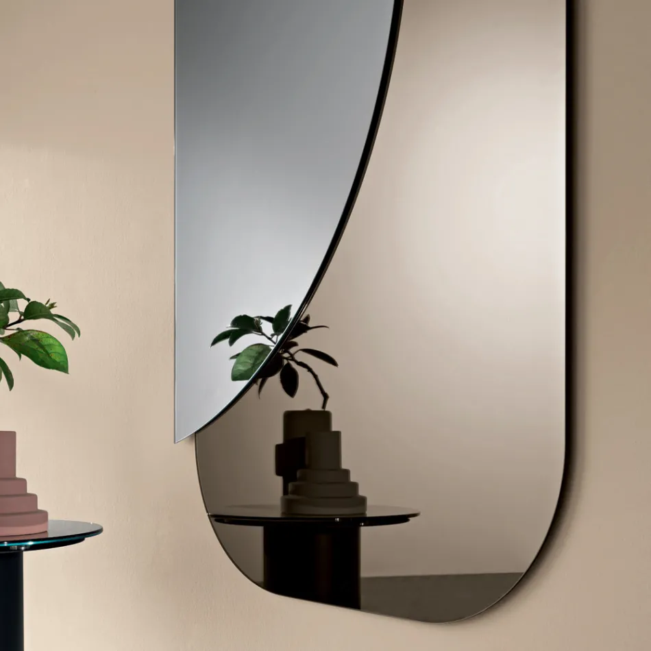 Spegel tillverkad av 2 överlappande formade ark Tillverkad i Italien - Adelaide Viadurini
