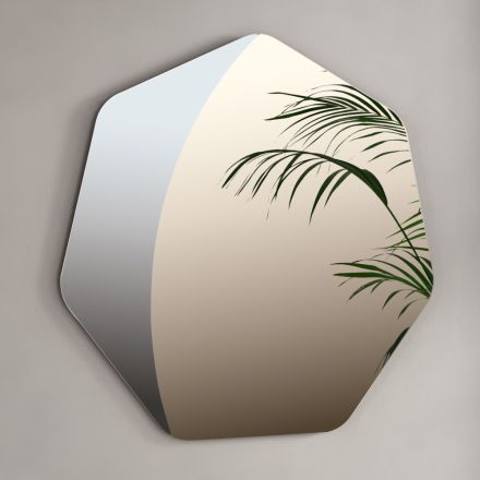 Oregelbunden polygonal spegel med avfasade hörn Tillverkad i Italien - Calyra Viadurini