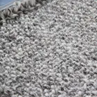 Stor och modern design fransad ullmatta svart eller grädde - Jacqueline Viadurini